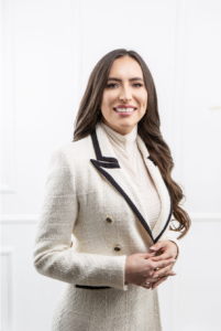 Doctora Cynthia Ulloa Dormond Dermatologia Escazu Costa Rica